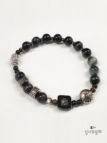 블랙호안석 체코글라스 써지컬 묵주팔찌